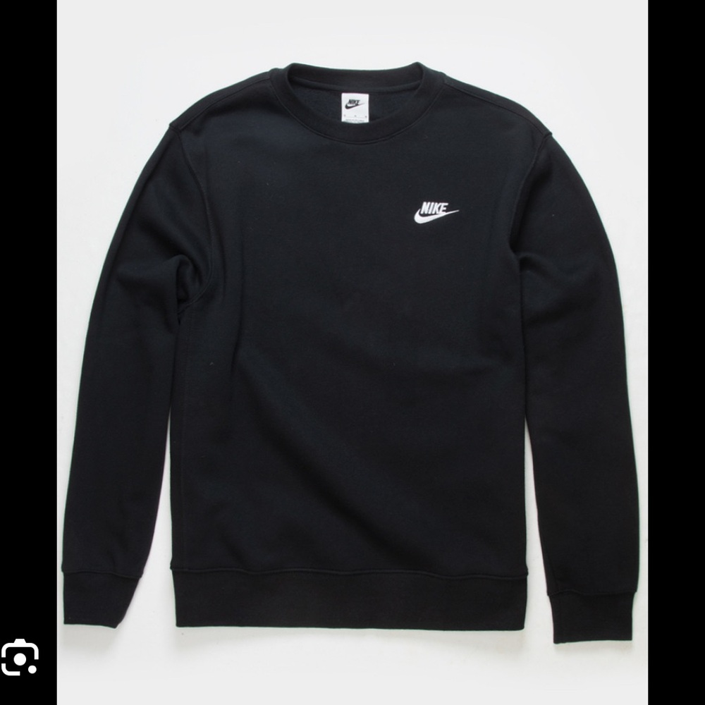 Nike Essential Black Crewneck